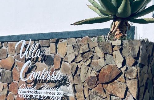 Beaufort West House | Villa Contessa