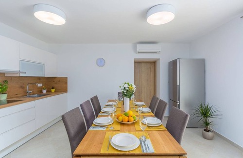 Kringa Villa | Villa Corticum Otium by Villas Guide