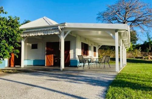 Le Carbet Villa | Villa Créole vue sur mer des Caraïbes et montagne Pelée
