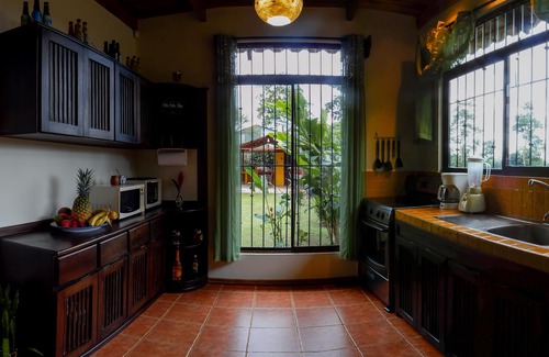 Barrio Pilo House | VILLA TRENTINO-Fortuna downtown-Amazing View-AC-Tours facilities with discount !