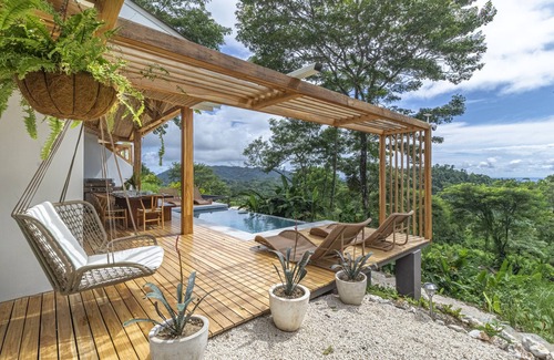 San Isidro Villa | Villa Namu -nueva con Vista al mar y Reserva Biológica