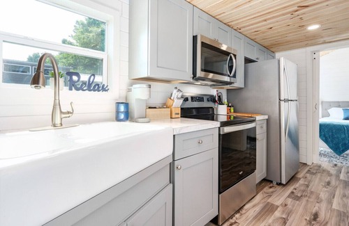 Guntersville Apartment | Villa D`Azur Romantic King
