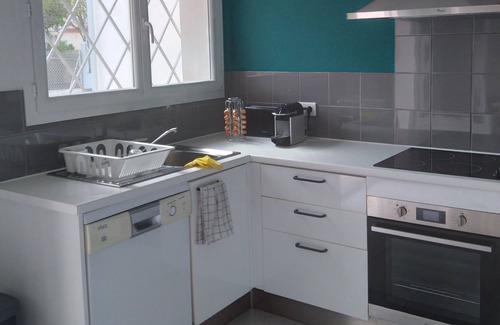 Les Arenes Villa | Villa d'Isa, 80 m2 house, air-conditioned, 2 bedrooms, Wi-Fi, 300 meters from the sea