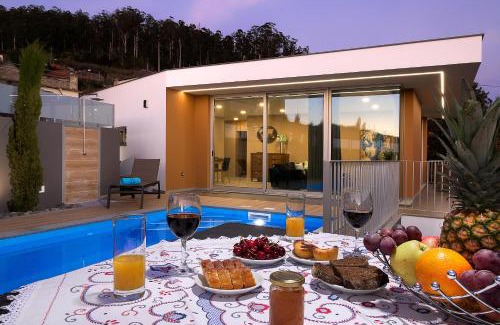 Arco da Calheta Villa | Villa da Silva (Heated Pool and Private Parking)