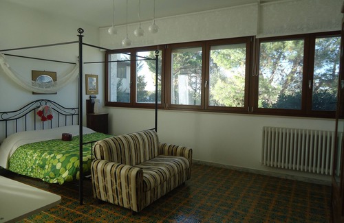 Municipio 1 Bed & Breakfast | Villa Dafne