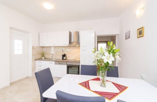 Konavle Villa | Villa Dalmatian Gem - Two-Bedroom Villa with Terrace and Swimming Pool