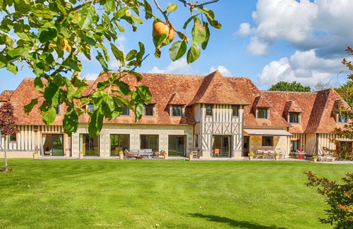 Vauville Villa | Villa Daniel - 20 ppl - 8 Bedrooms - Swimming pool - Tennis