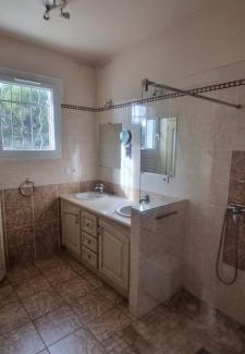 Salon-de-Provence Villa | Villa de 240 m2 au calme avec piscine