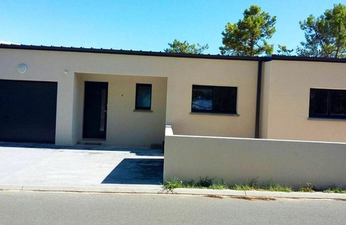 Saint-Jean-de-Monts Villa | Villa de 3 chambres avec piscine privee jardin clos et wifi a Saint Jean de Monts a 3 km de la plage