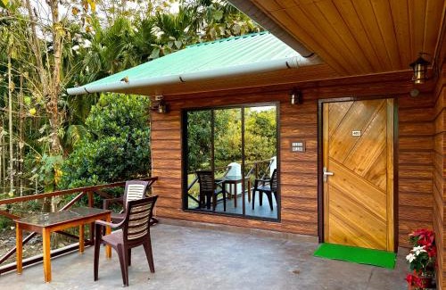 Madari Hat Resort | Villa de hollong