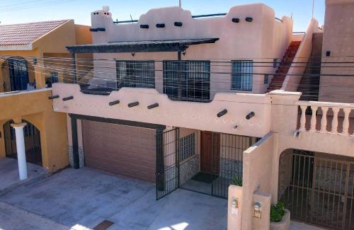 Villas de Las Palmas House | Villa de Las Palmas 3BR Holiday Rental Home