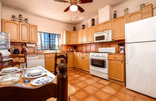 Villas de Las Palmas House | Villa de Las Palmas 3BR Holiday Rental Home
