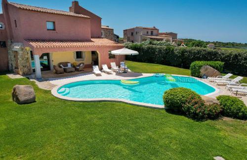 Porto Cervo Villa | Villa Del Faro - Porto Cervo