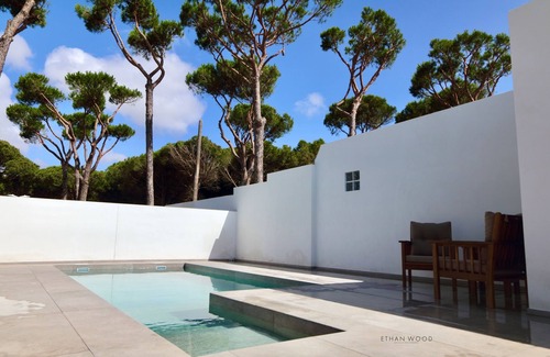 Chiclana de la Frontera Ski Chalet | Villa del Fresno with pool and parking