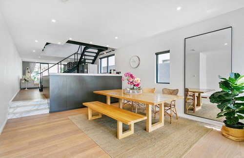 Bronte House | Villa Del Mar - Bronte Beach + Swimming Pool