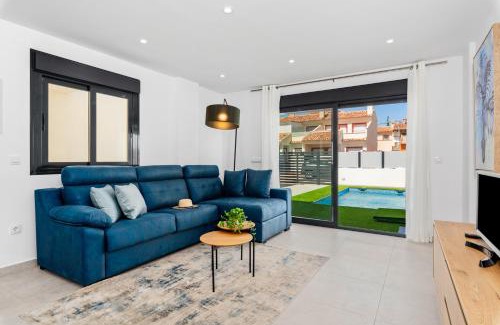 Santiago de la Ribera Villa | Villa Del Pescador