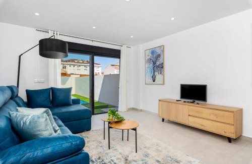 Santiago de la Ribera Villa | Villa Del Pescador