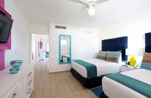 Diaz Ordaz Resort | Villa del Palmar Beach Resort Large 2 bedroom elite suite many extra!