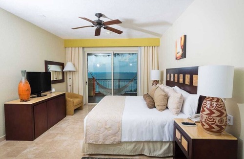 Punta Sam Resort | Villa Del Palmar Cancun Luxury Beach Resort 2BDRM 3Bath Full Kitchen Sleeps 6