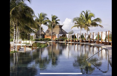 Punta Sam Resort | VILLA DEL PALMAR Cancuns finest 5 Star Beach Front Resort !