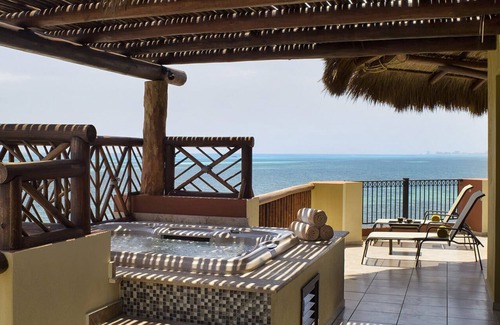 Punta Sam Resort | Villa del Palmar Luxury Resort/Spa, 2-bed Oceanfront Suite: All-inclusive option