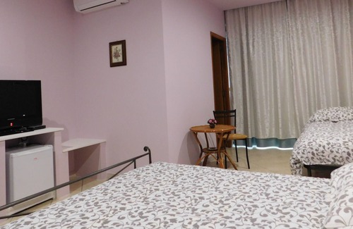 Fiumefreddo di Sicilia Bed & Breakfast | Villa delle Vacanze