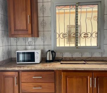 Bangou Villa | Villa des princes - Bana centre ville - Sécurisé