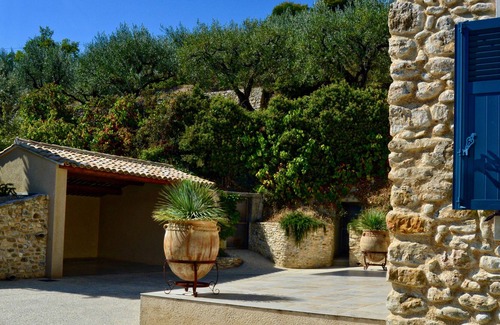 Nyons Villa | Villa des Tuillères, panoramic view of Nyons
