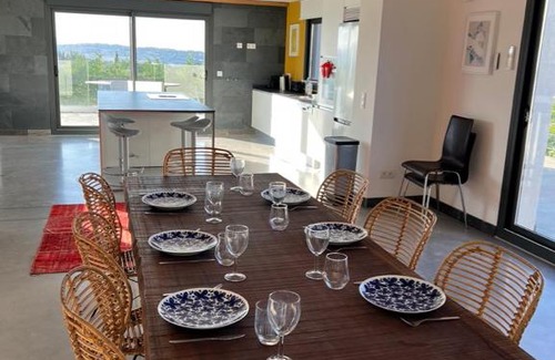 Bedoin Villa | Villa Design