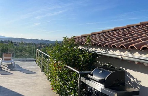 Bedoin Villa | Villa Design