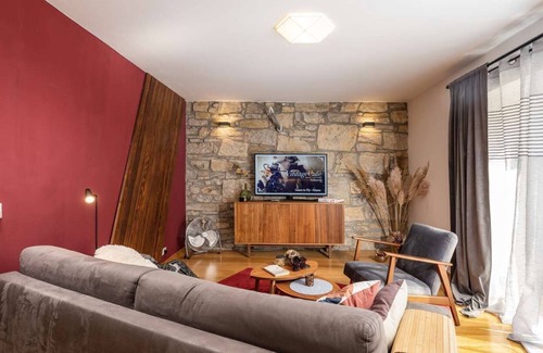 Kostrcani House | Villa Destiny with pool, Čepić, Oprtalj