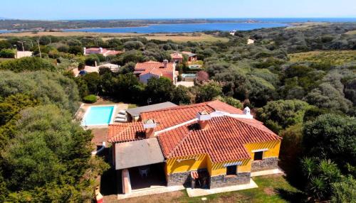 Punta De Su Turrione Villa | Villa Di Canio