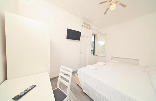 Ischia Porto Hotel | Villa Diana - Beach & Rooms