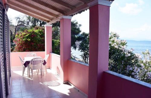 Notos House | Villa Diana Beachfront Vacation Home