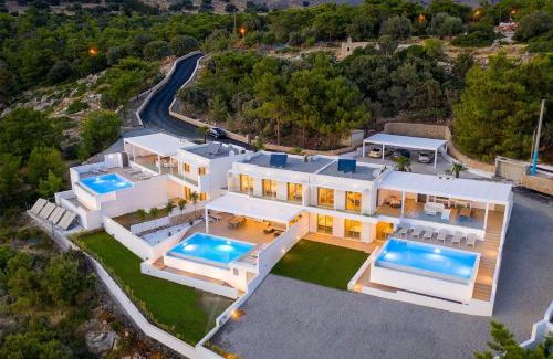 Pefkos Villa | Villa Dione in Pefkos, Lindos area