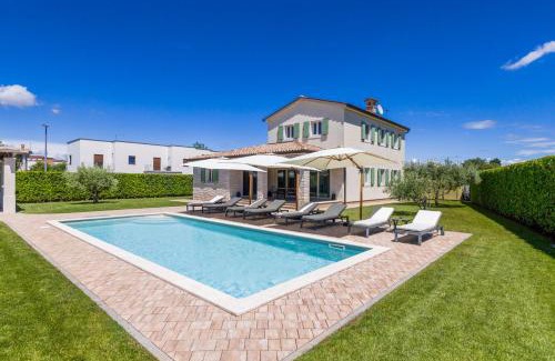 Kastelir-Labinci Villa | Villa Dionis