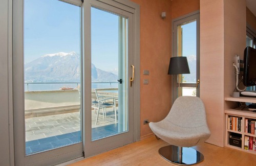 Fiumelatte Apartment | Villa Dolce Fontana