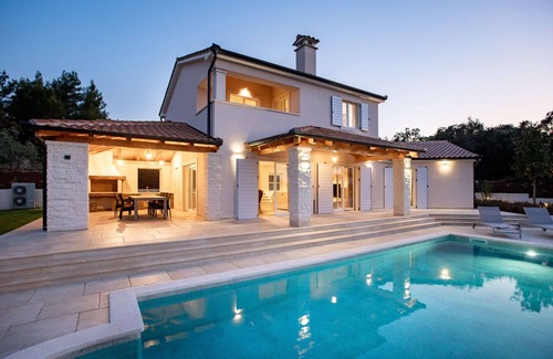 Kavran Villa | Villa Dora - 4 bedroom villa with private pool and kids pool