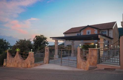 Becici Villa | Villa Dragana
