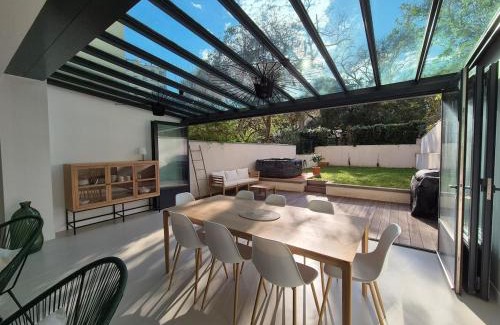 Guilhemery Villa | Villa du parc