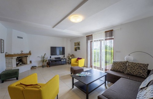 Mofardini Villa | Villa Dubravka in Radetići - Haus für 6-9 Personen