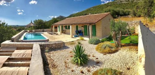 Pakostane Villa | Villa Dule
