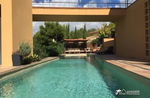 Sitges Villa | VILLA DUMAS with amazing sea views, AC and private pool