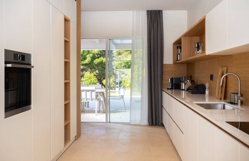 Cavtat Villa | Villa Dusana - Beachfront villa with pool in Dalmatia
