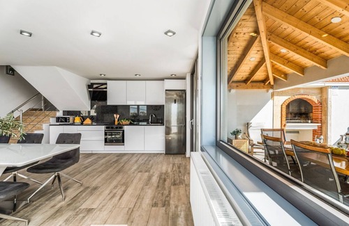 Celina Villa | Villa Dyeing - Two Bedroom Villa, Sleeps 4