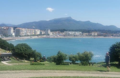 Saint-Jean-de-Luz Apartment | Villa Eche-Pherdea