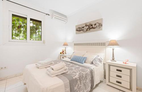Alcaucin House | Villa Eden