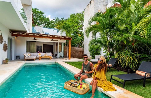 La Veleta Villa | Villa Ek'Balam & Villa Flamingo, Luxury Villas, Private Pool, Private Garden, Jacuzzi, 24h Security