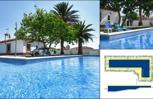 La Coquina Villa | Villa El Abeto with a massive 15m pool !!! Shallow end for kids too.