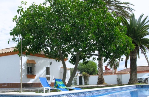 La Coquina Villa | Villa El Abeto with a massive 15m pool !!! Shallow end for kids too.
